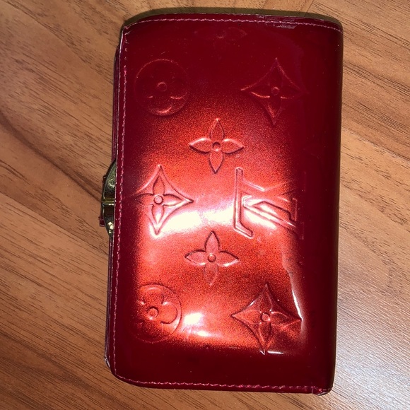 Louis Vuitton Portefeuille Viennois Red Vernis Kiss Lock Wallet with Box - Picture 12 of 16